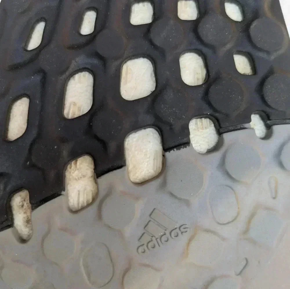 Adidas Senseboost Go size 8